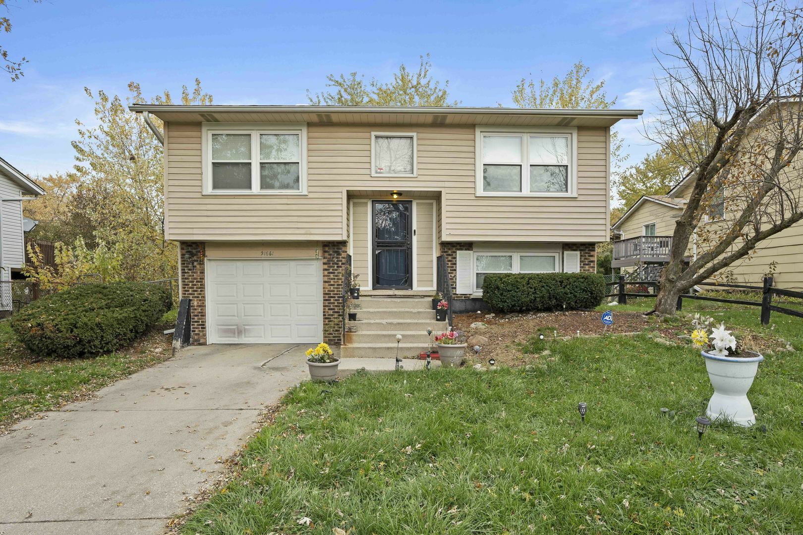 Property Photo:  21661 Peterson Avenue  IL 60411 