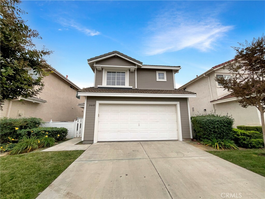 Property Photo: 31649 Heather Way CA 92592