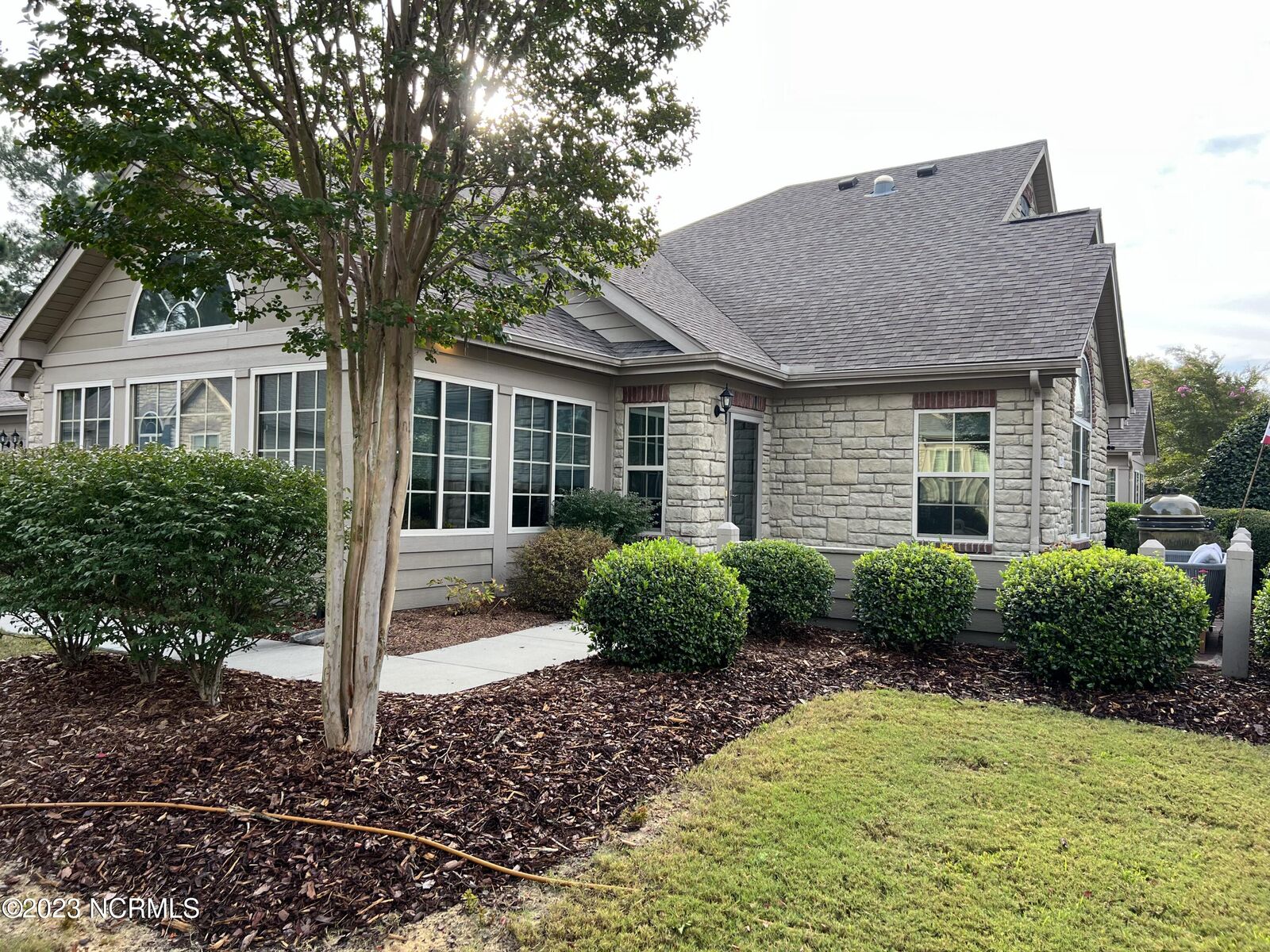Property Photo:  124 W Chelsea Court  NC 28387 