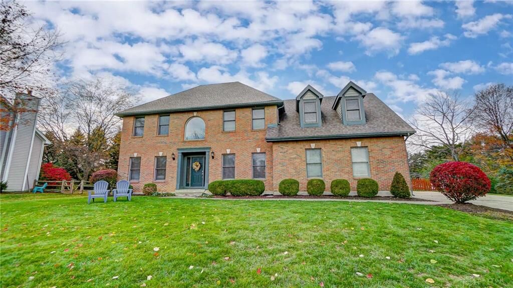 Property Photo: 125 Chartley Court OH 45440
