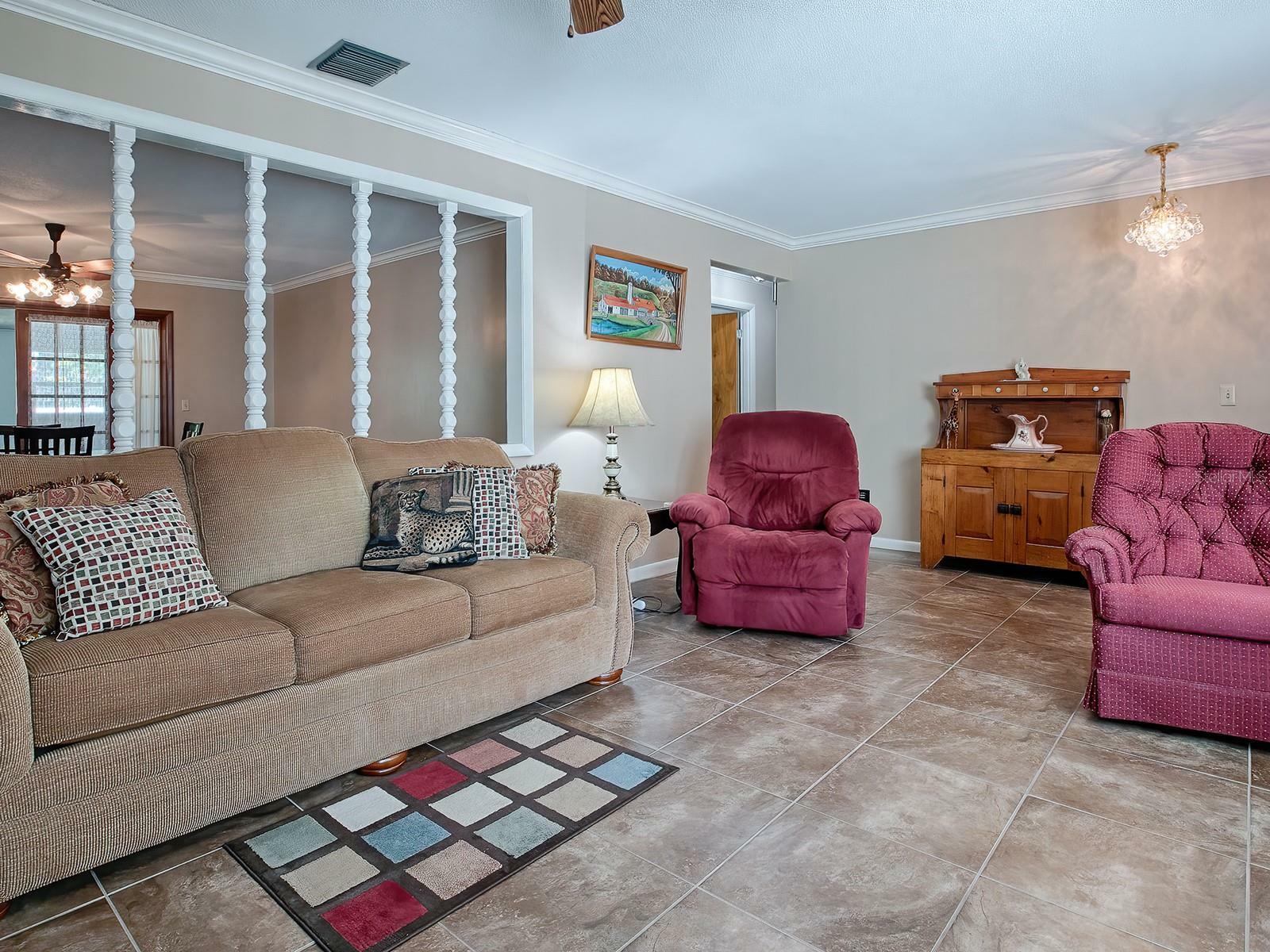 Property Photo:  3419 Gleaves Court  FL 32703 