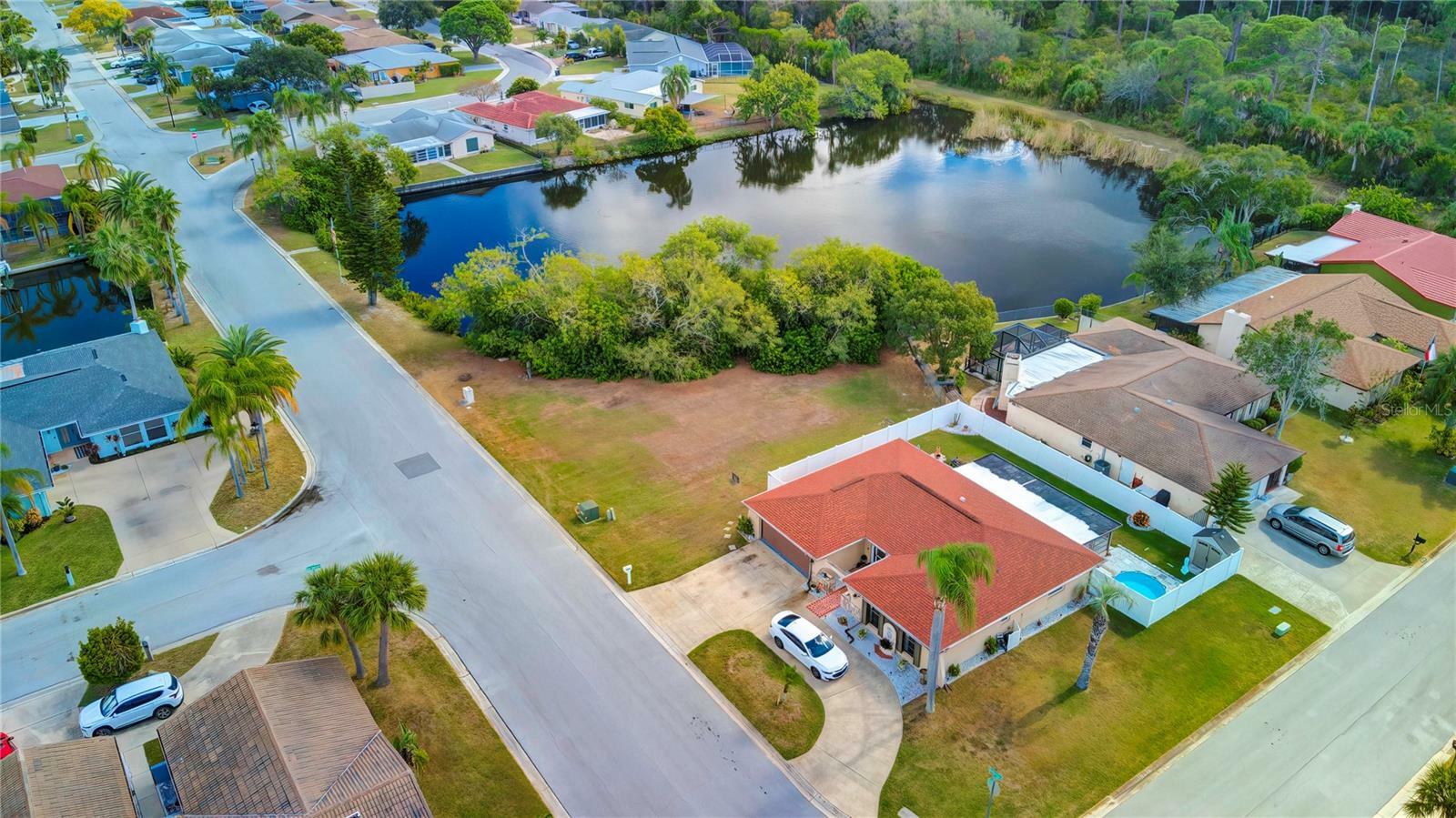 Property Photo:  Seabreeze Drive  FL 34668 