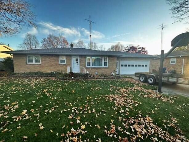 Property Photo:  606 Waverly Drive  MI 49022 