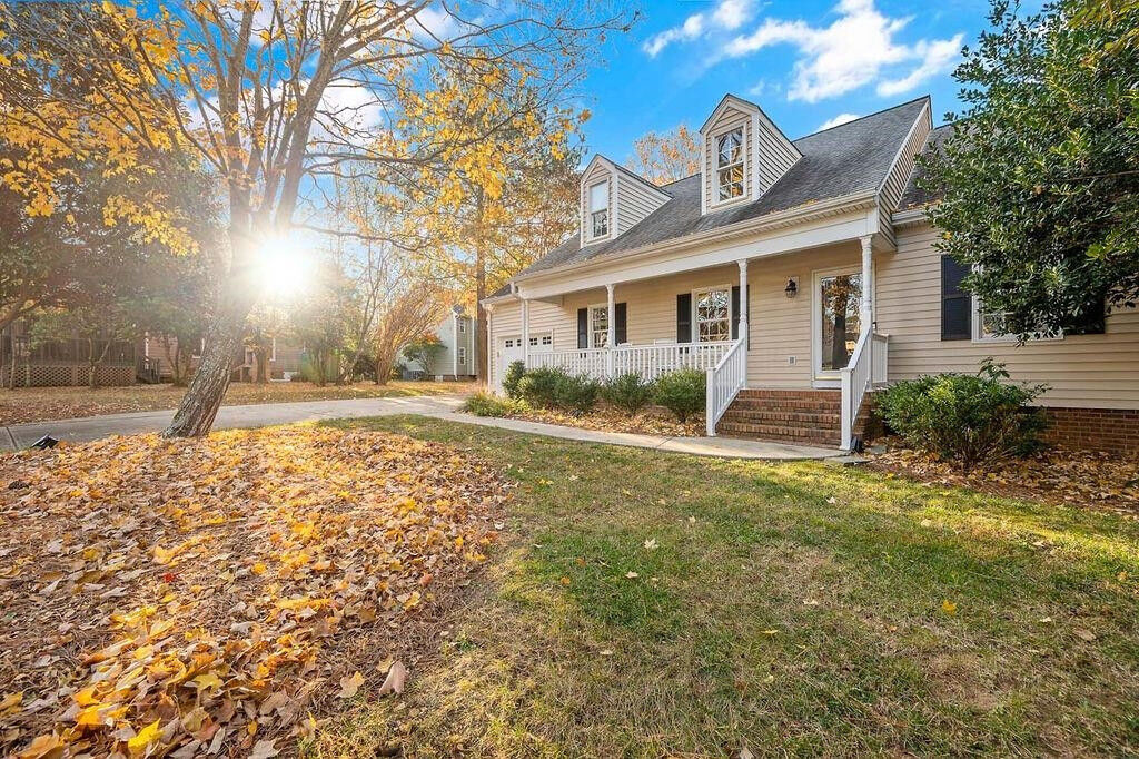 Property Photo:  404 St John Court  NC 27540 