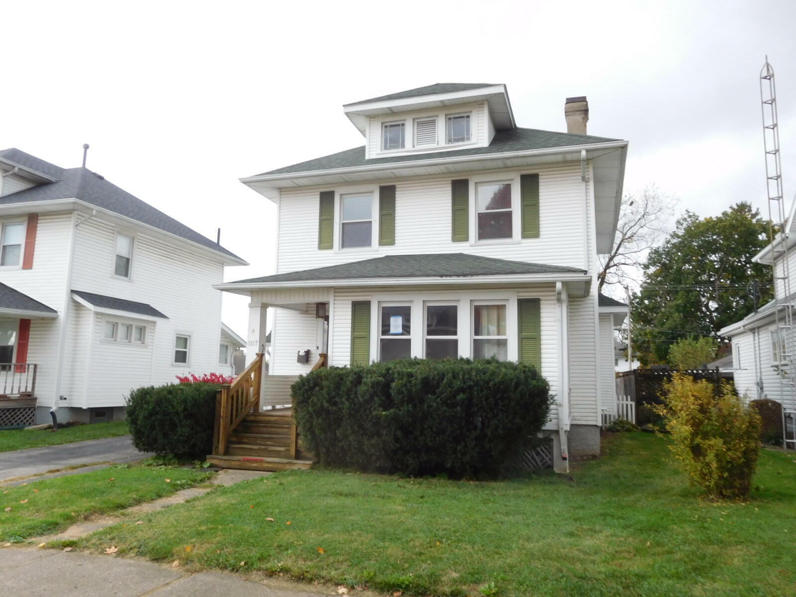 107 Bellevue Avenue  Springfield OH 45503 photo