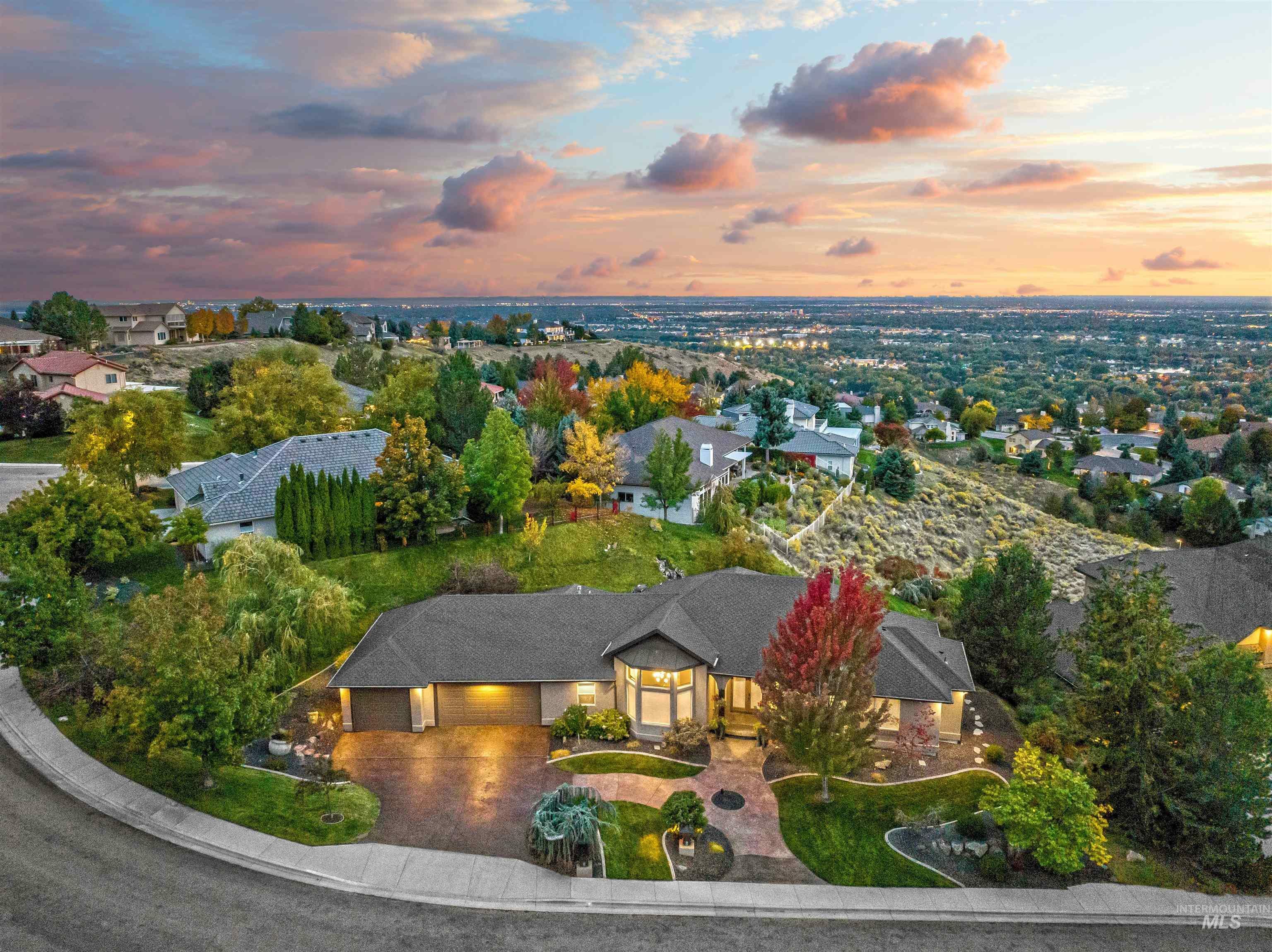 Property Photo: 3973 W Quail Hill Ct ID 83703