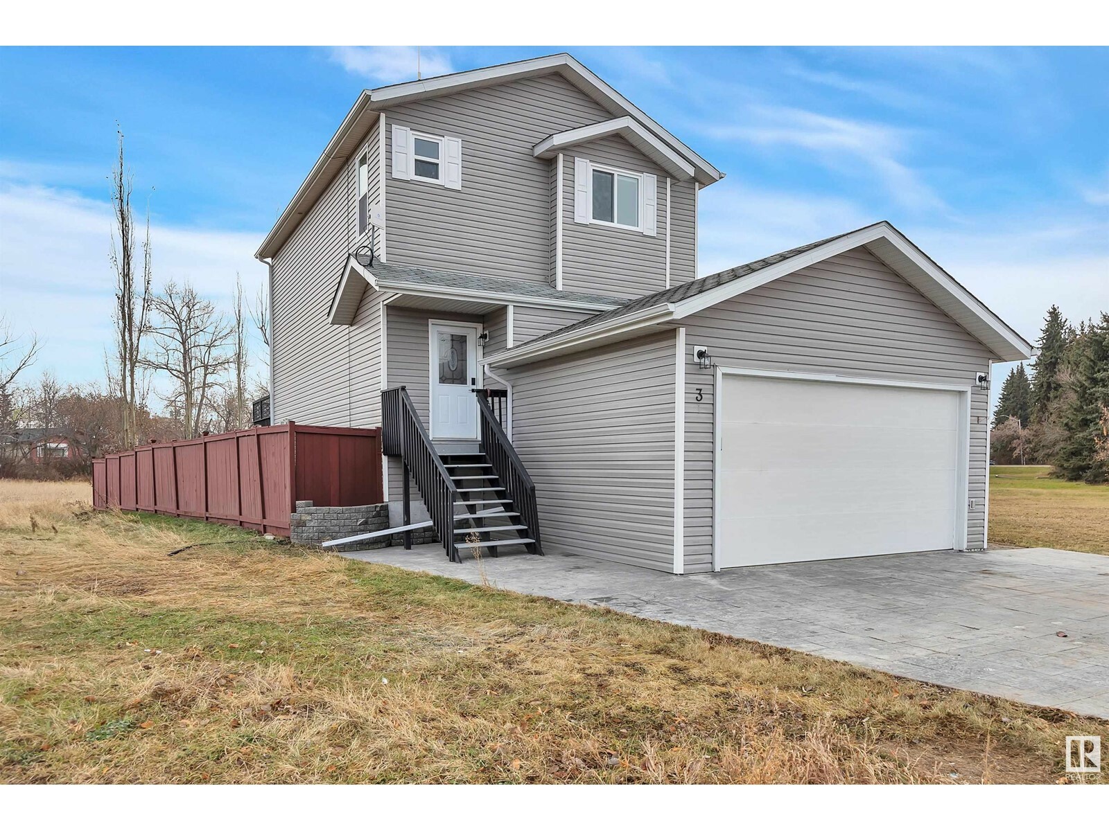 Property Photo: 3 Evergreen Cr AB T0C0V0