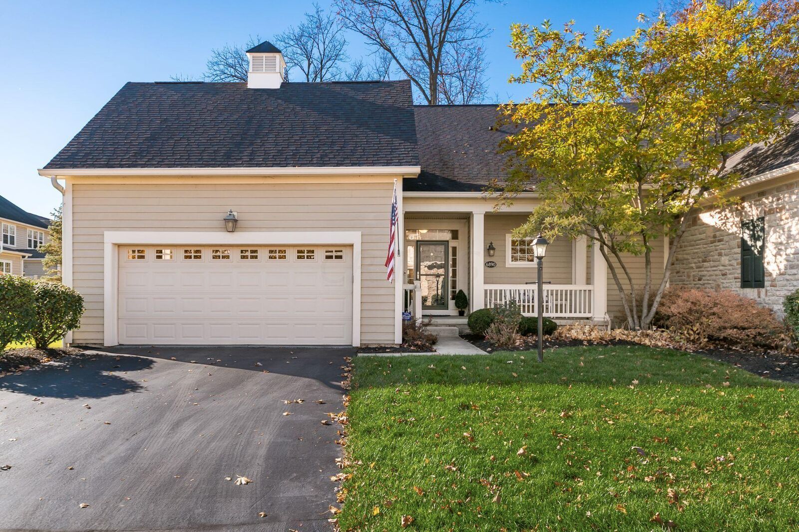 Property Photo:  6890 Foresthaven Loop  OH 43016 