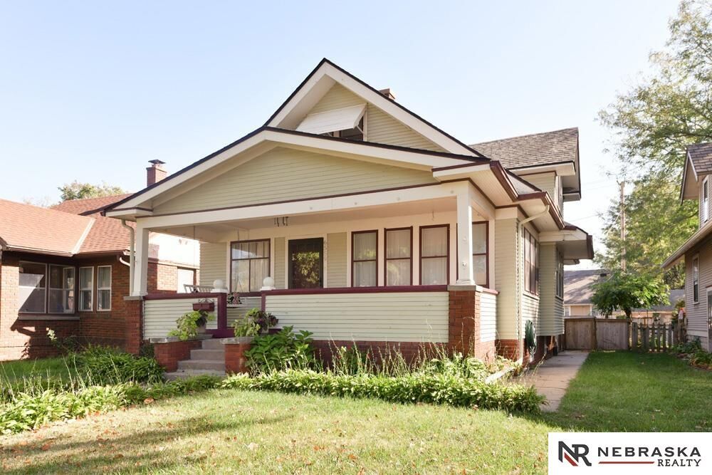 Property Photo:  6559 N 24th Street  NE 68112 