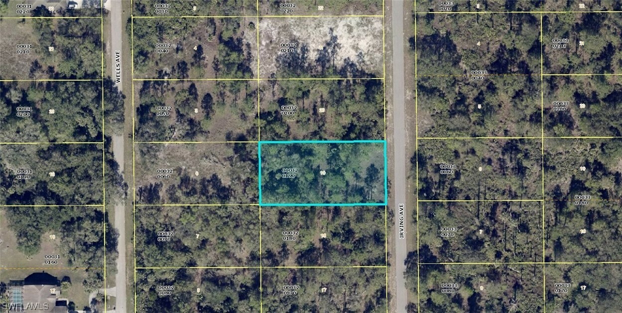 Property Photo:  1013 Irving Avenue  FL 33972 