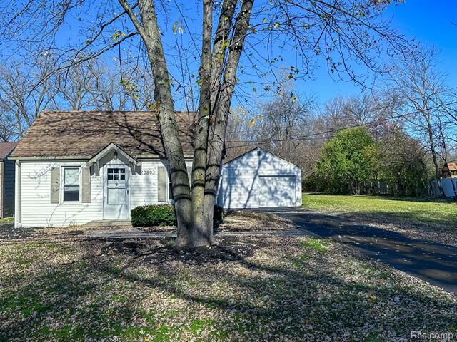 Property Photo:  20803 McKishnie Street  MI 48035 