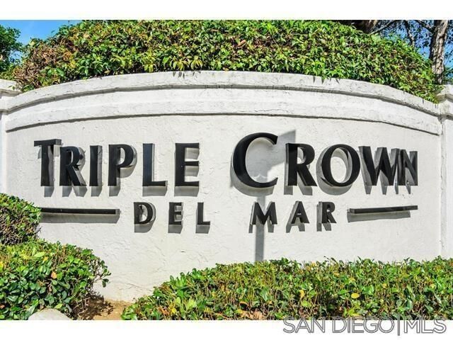 Property Photo: 542 Via De La Valle D CA 92075