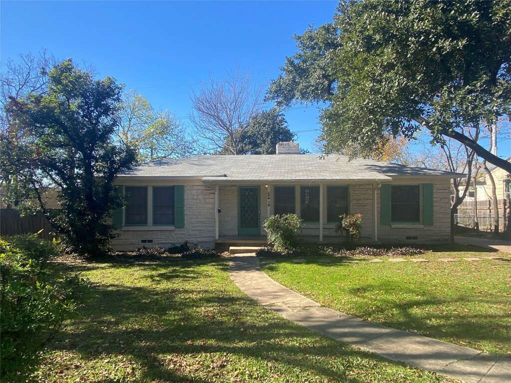 Property Photo: 2410 Hartford Road TX 78703