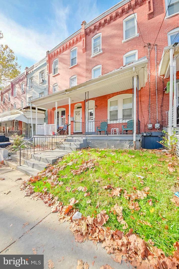 Property Photo:  758 S Lime Street  PA 17602 