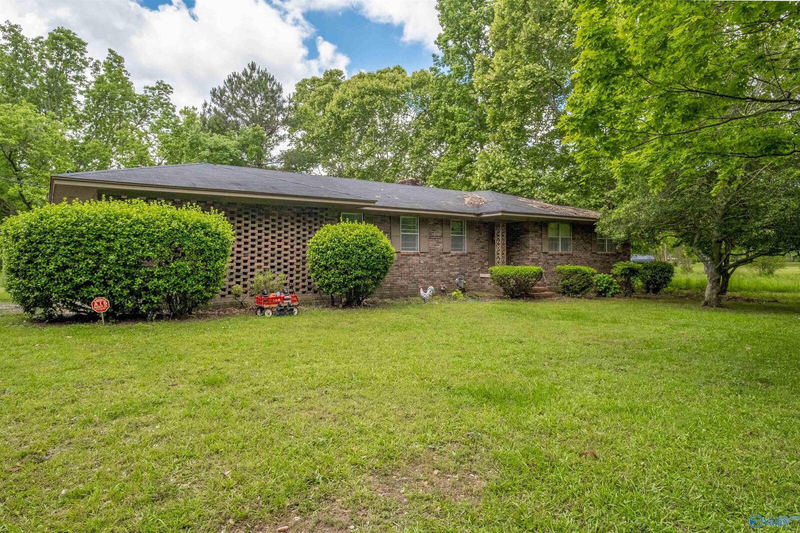 Property Photo:  4349 McLain Street S  AL 35903 