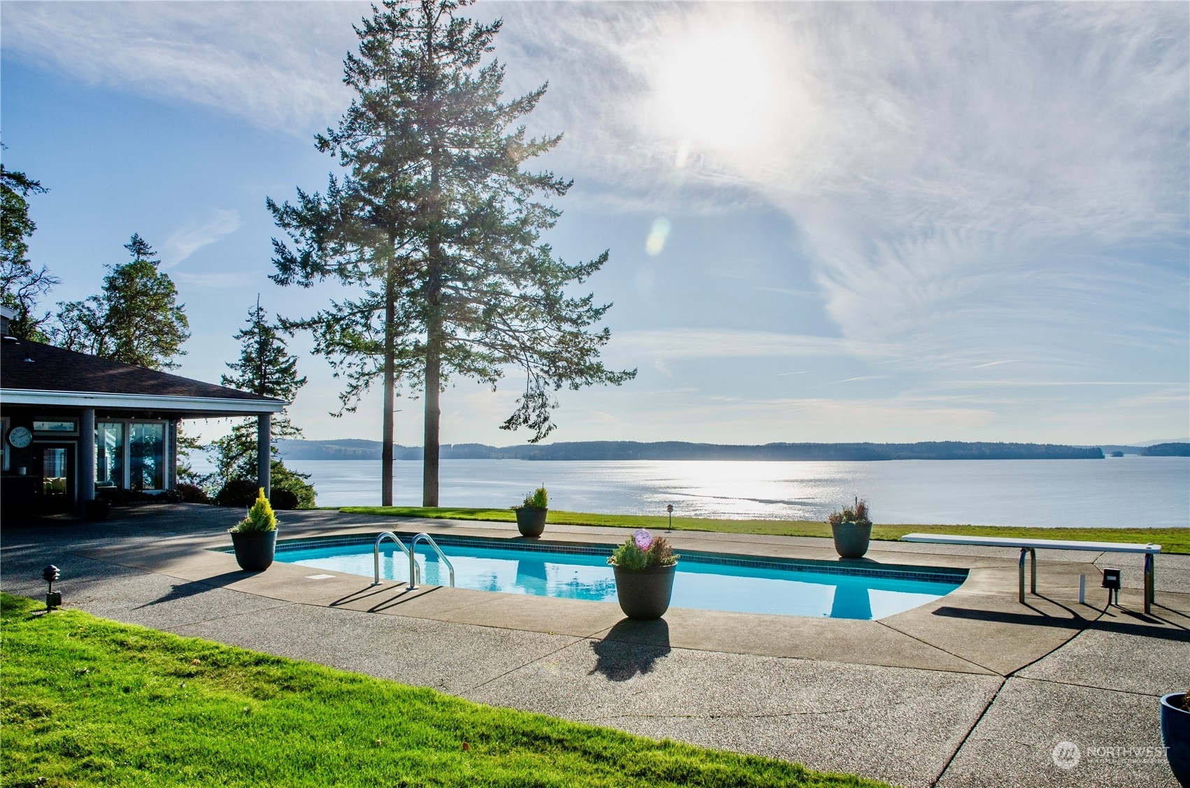 Property Photo:  240 Island Blvd  WA 98333 