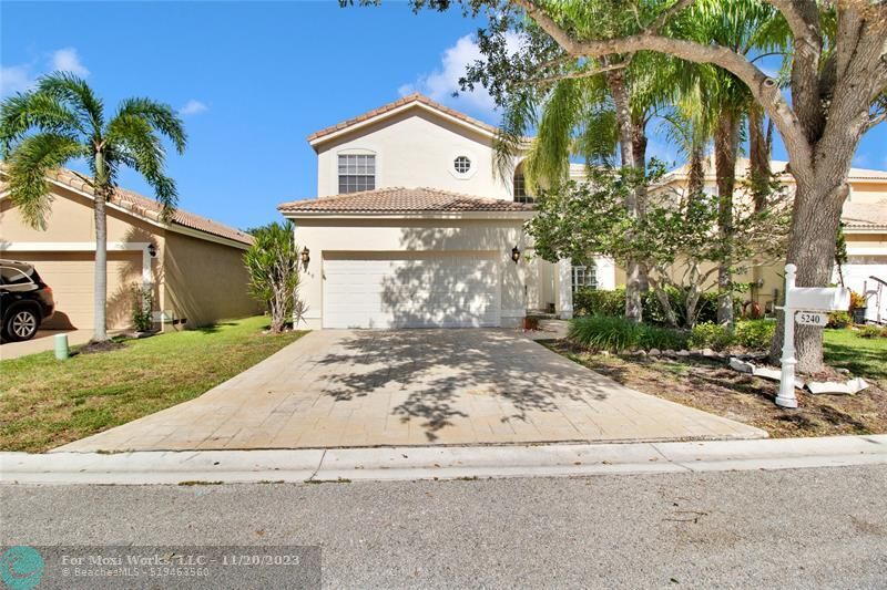 Property Photo: 5240 NW 112th Way FL 33076