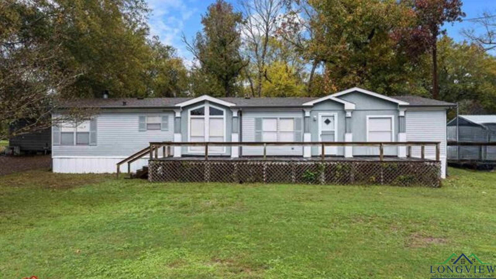 Property Photo: 927 Cr 184 TX 75633