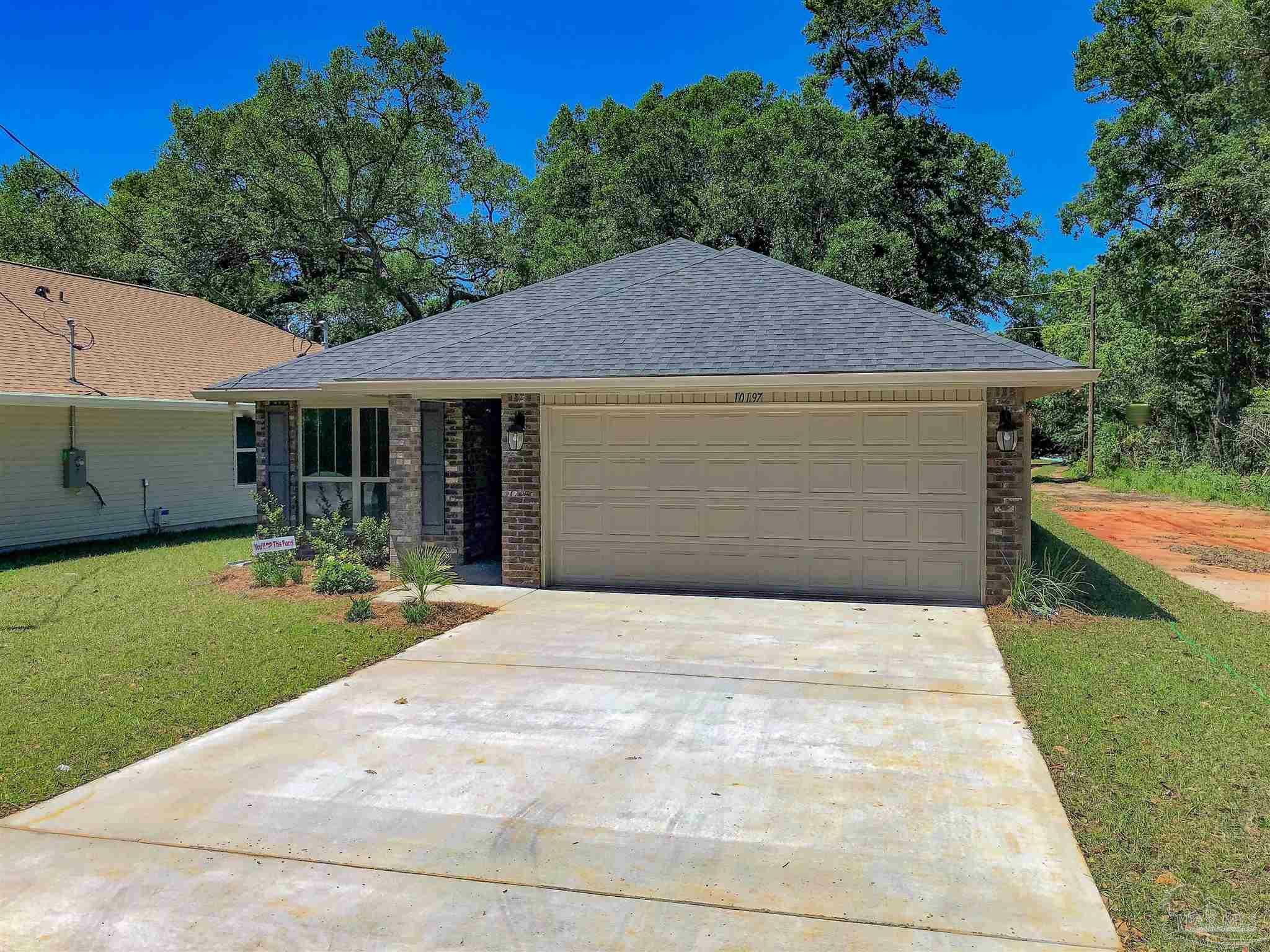 Property Photo: 517 Sugar Pine Way 16A FL 32533