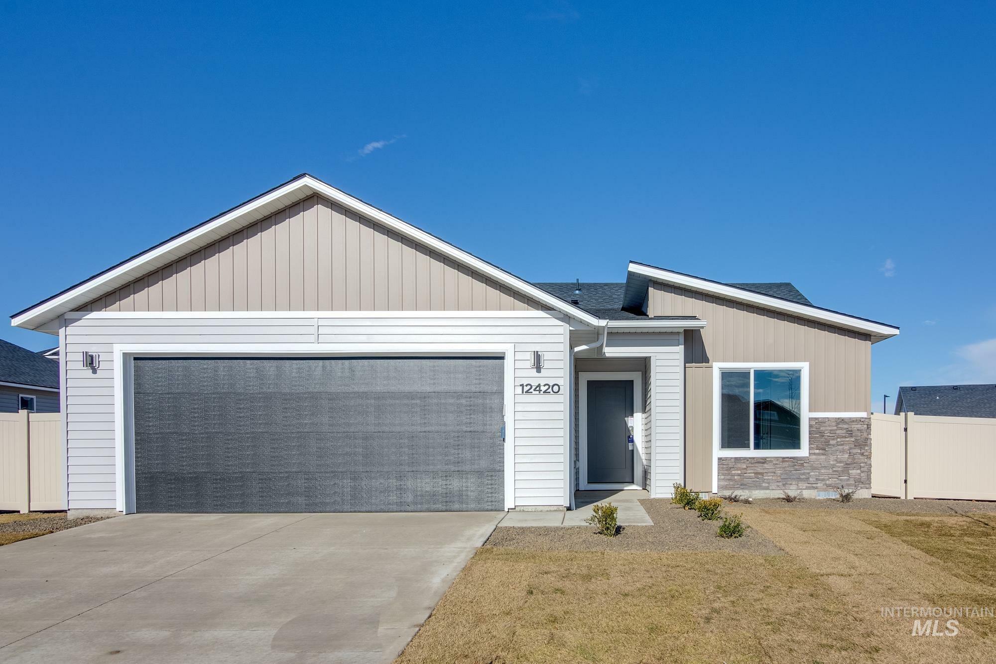 Property Photo: 12420 Genevieve Ct ID 83607