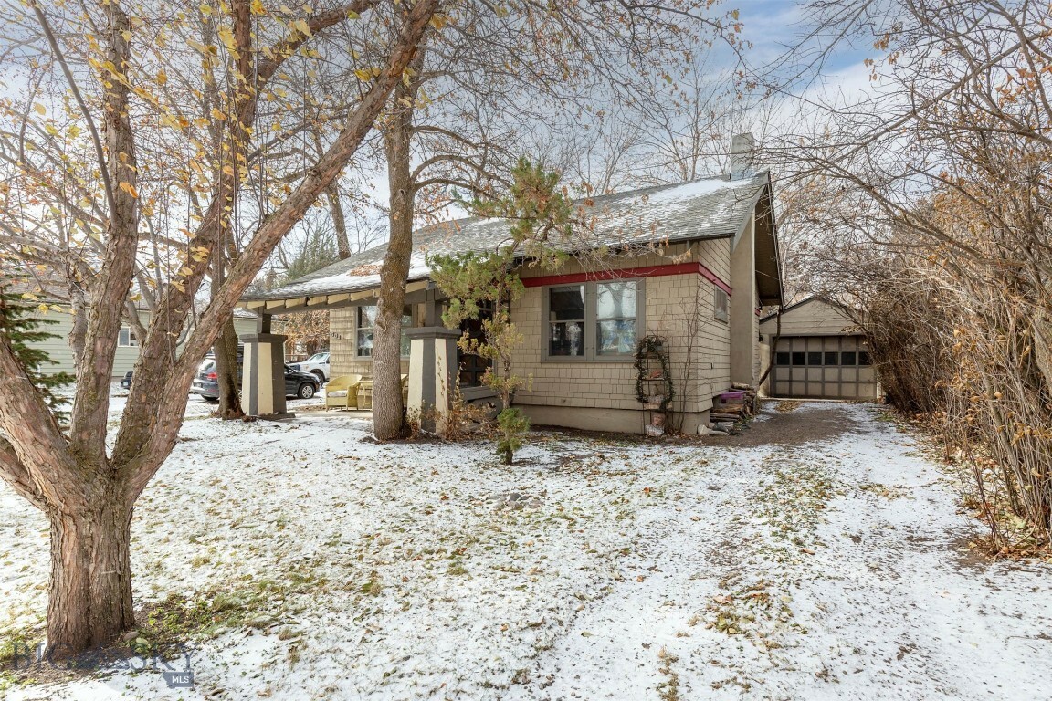 Property Photo: 501 N Tracy Avenue MT 59715