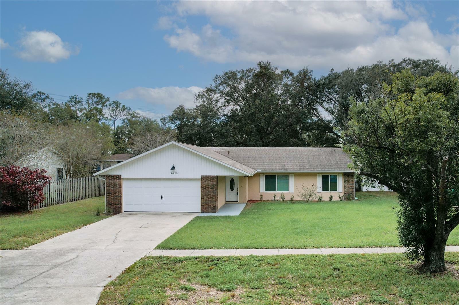 Property Photo:  3020 Mary Lane  FL 32757 