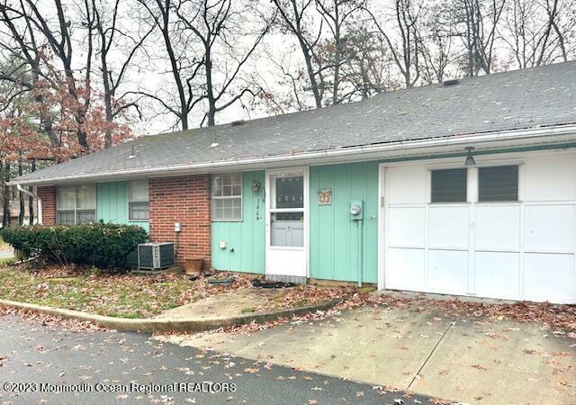 Property Photo: 146D Farrington Court 1004 NJ 08701