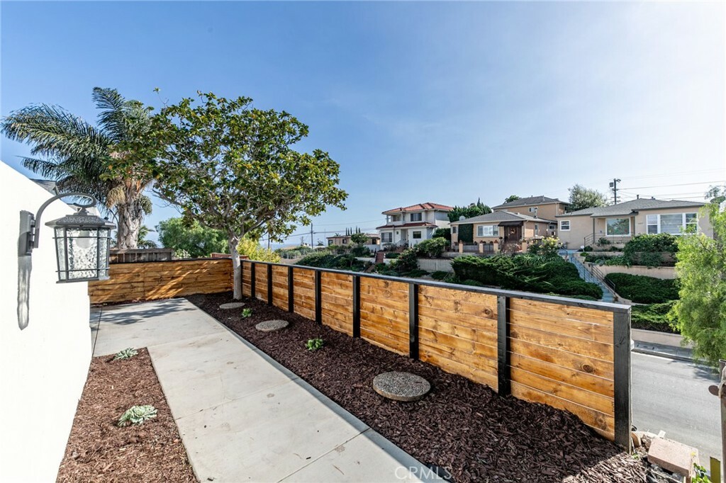 Property Photo:  846 W 22nd Street  CA 90731 