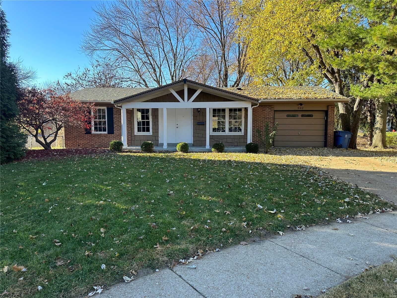 Property Photo:  592 Haventree Drive  MO 63042 