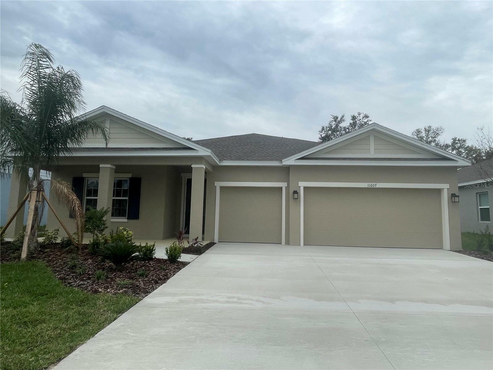 Property Photo:  11607 61st Street E  FL 34219 