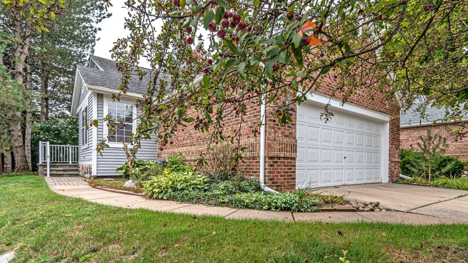 Property Photo:  4298 Hillside Drive  MI 48105 