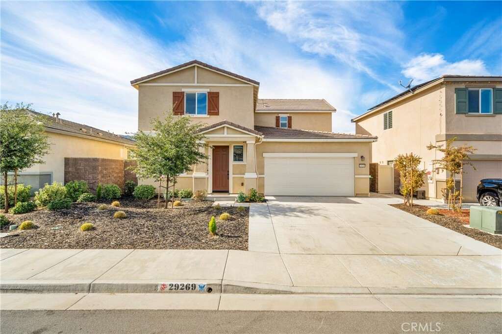 Property Photo:  29269 Windflower  CA 92530 