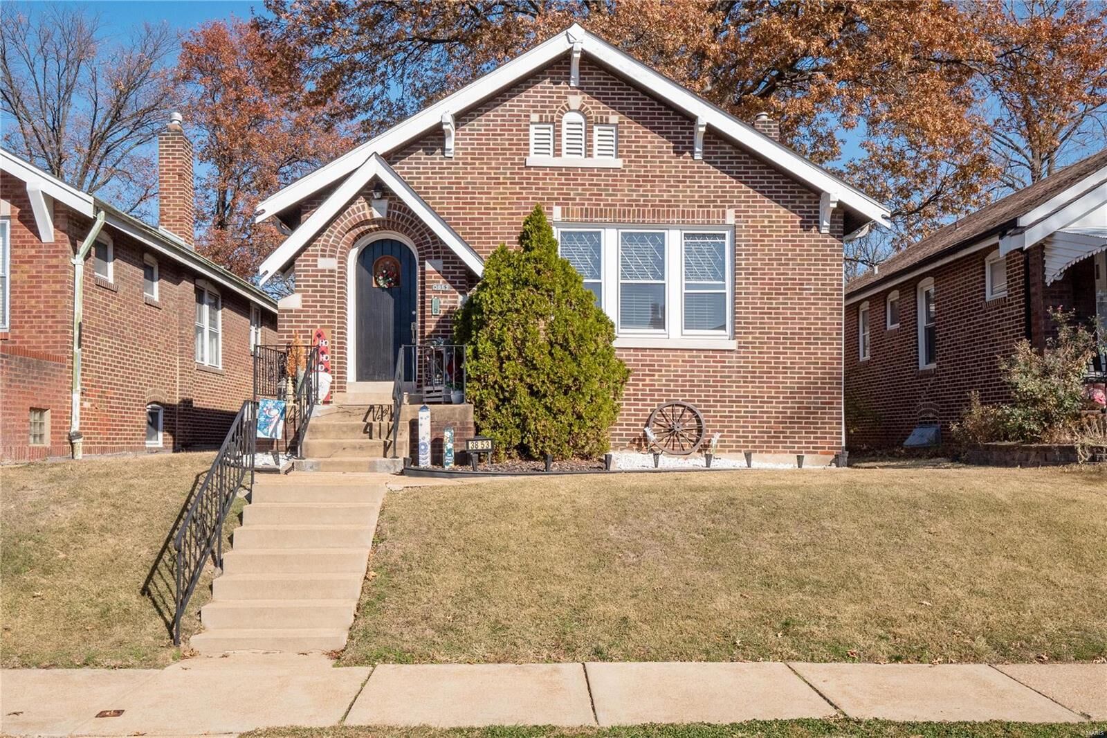 Property Photo: 3853 French Court MO 63116