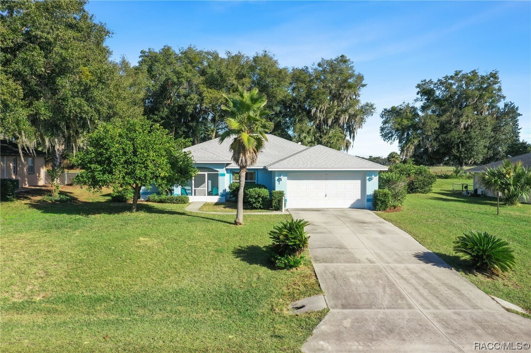 Property Photo:  1511 N Foxrun Terrace  FL 34453 