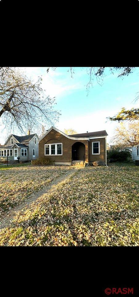 Property Photo:  516 Blue Earth Street  MN 56001 