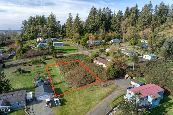 Property Photo: T/L 4800 14th St OR 97107