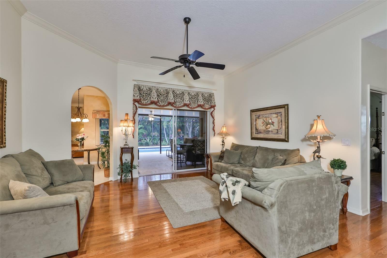 Property Photo:  4842 Wilde Pointe Drive  FL 34233 