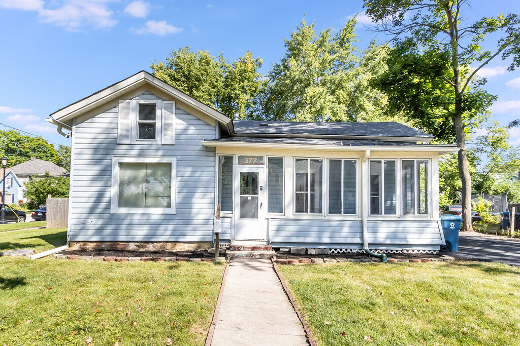 Property Photo: 377 Cedar Street IL 60506