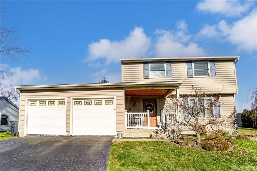Property Photo: 2119 Sir Lockesley Drive OH 45342