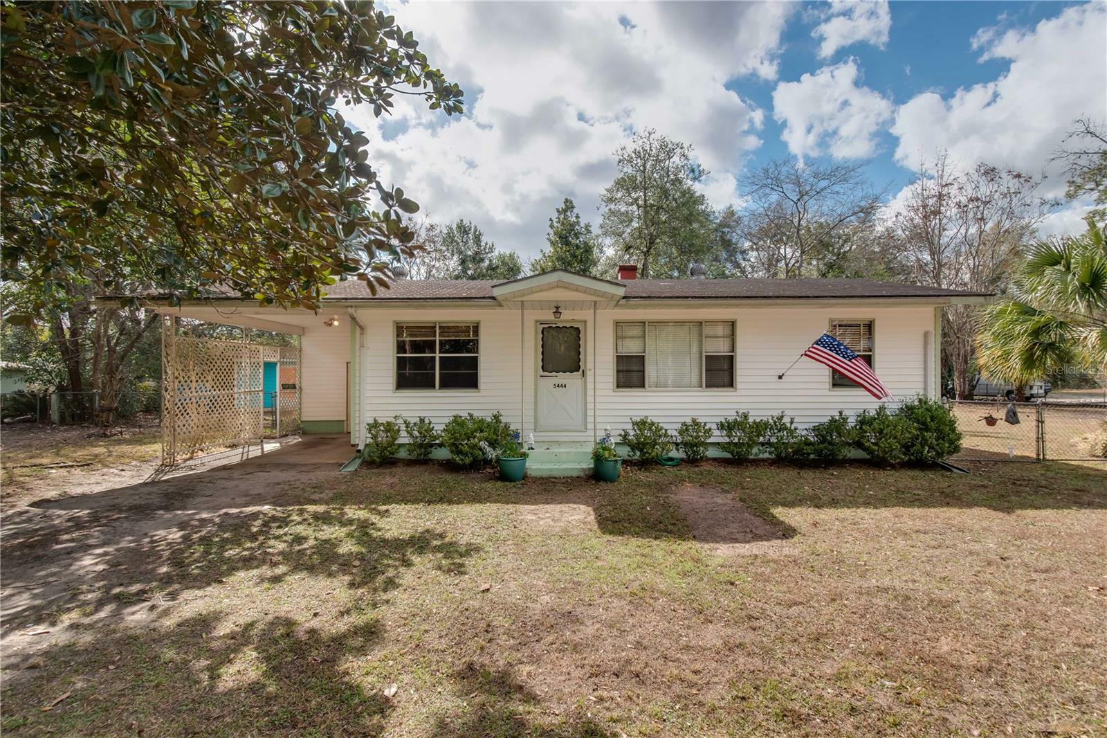 Property Photo:  5444 NE 25th Street  FL 34470 