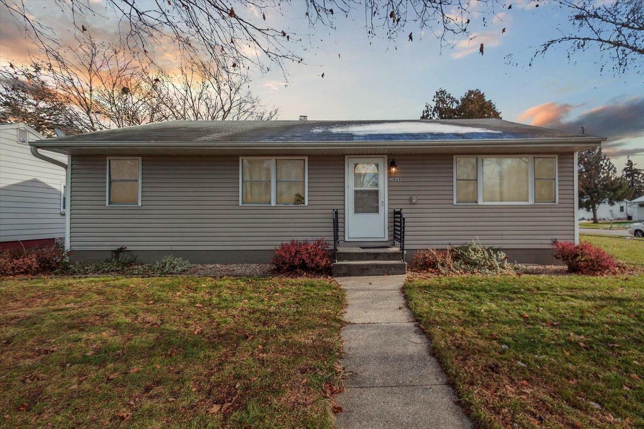 Property Photo:  2039 Pioneer Drive  WI 53511 