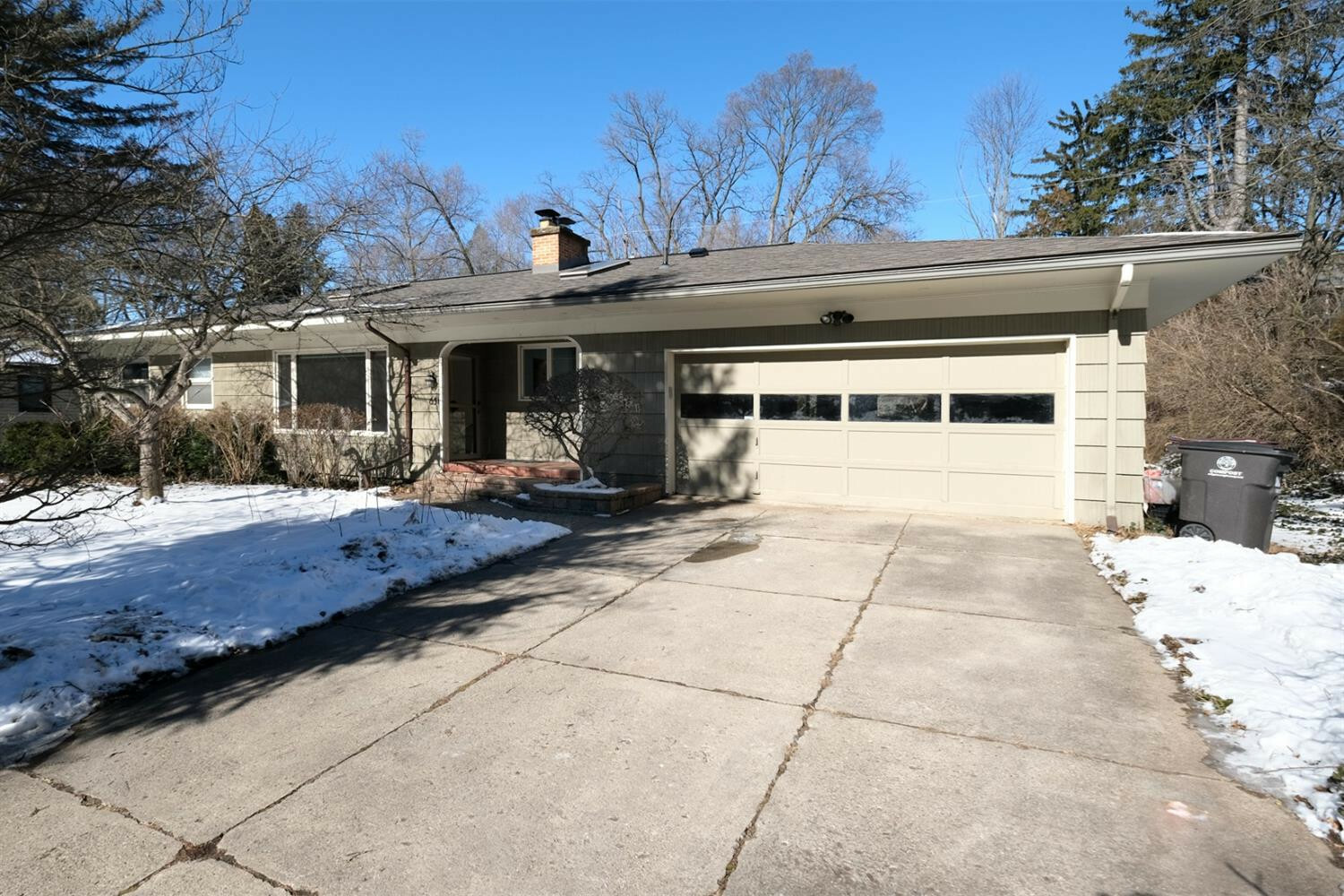 Property Photo:  631 Northside Avenue  MI 48105 