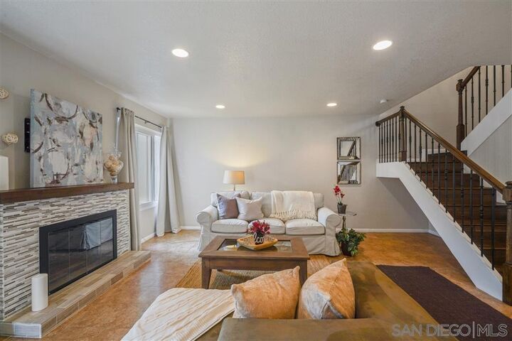 Property Photo:  2469 Caminito Venido  CA 92107 