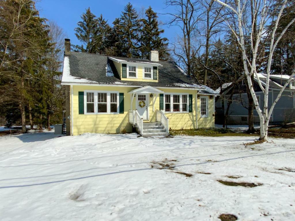 Property Photo:  816 Hanshaw Road  NY 14850 