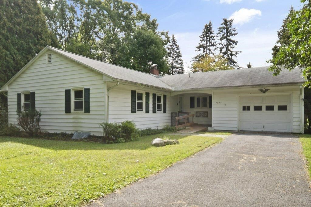 Property Photo:  1023 Hanshaw Road  NY 14850 
