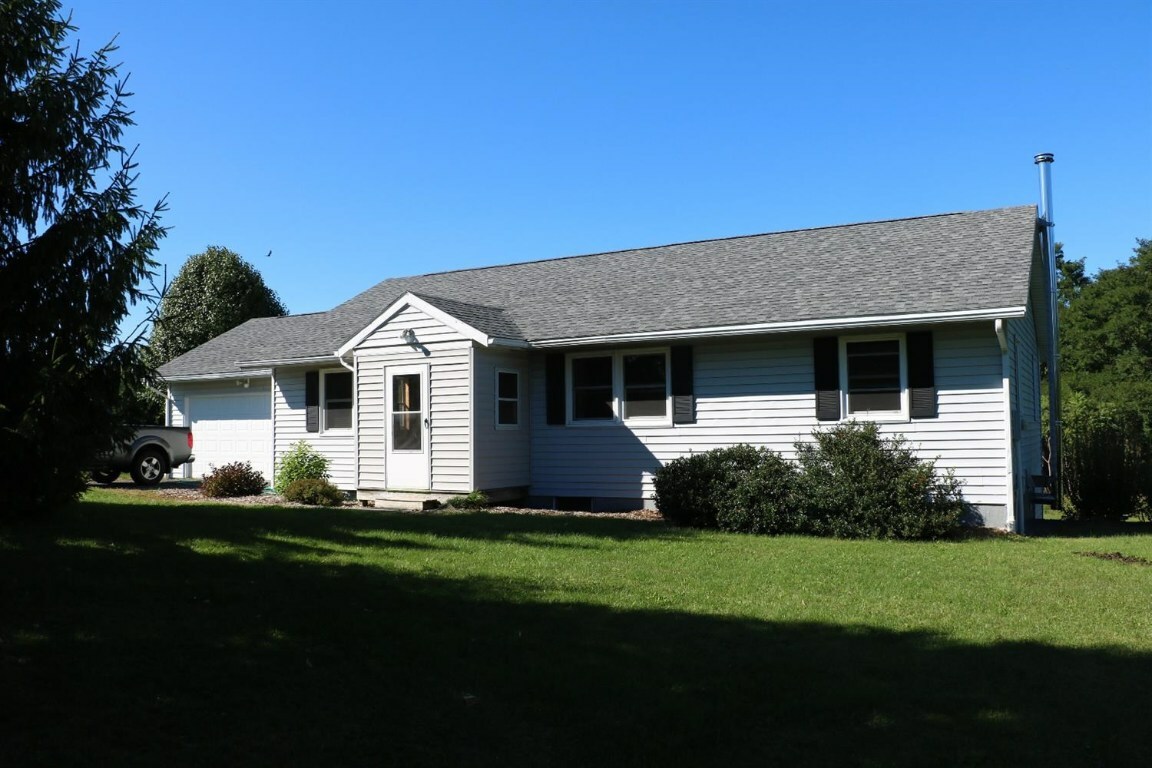 Property Photo:  4160 Perry City Rd  NY 14886 