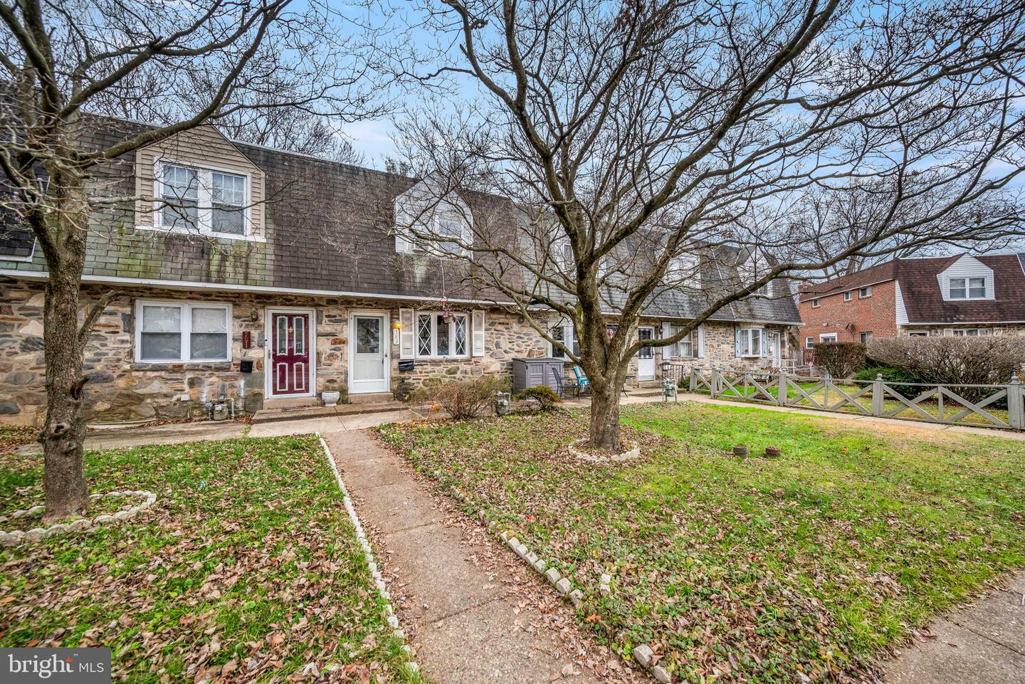 Property Photo:  783 Windsor Circle  PA 19032 