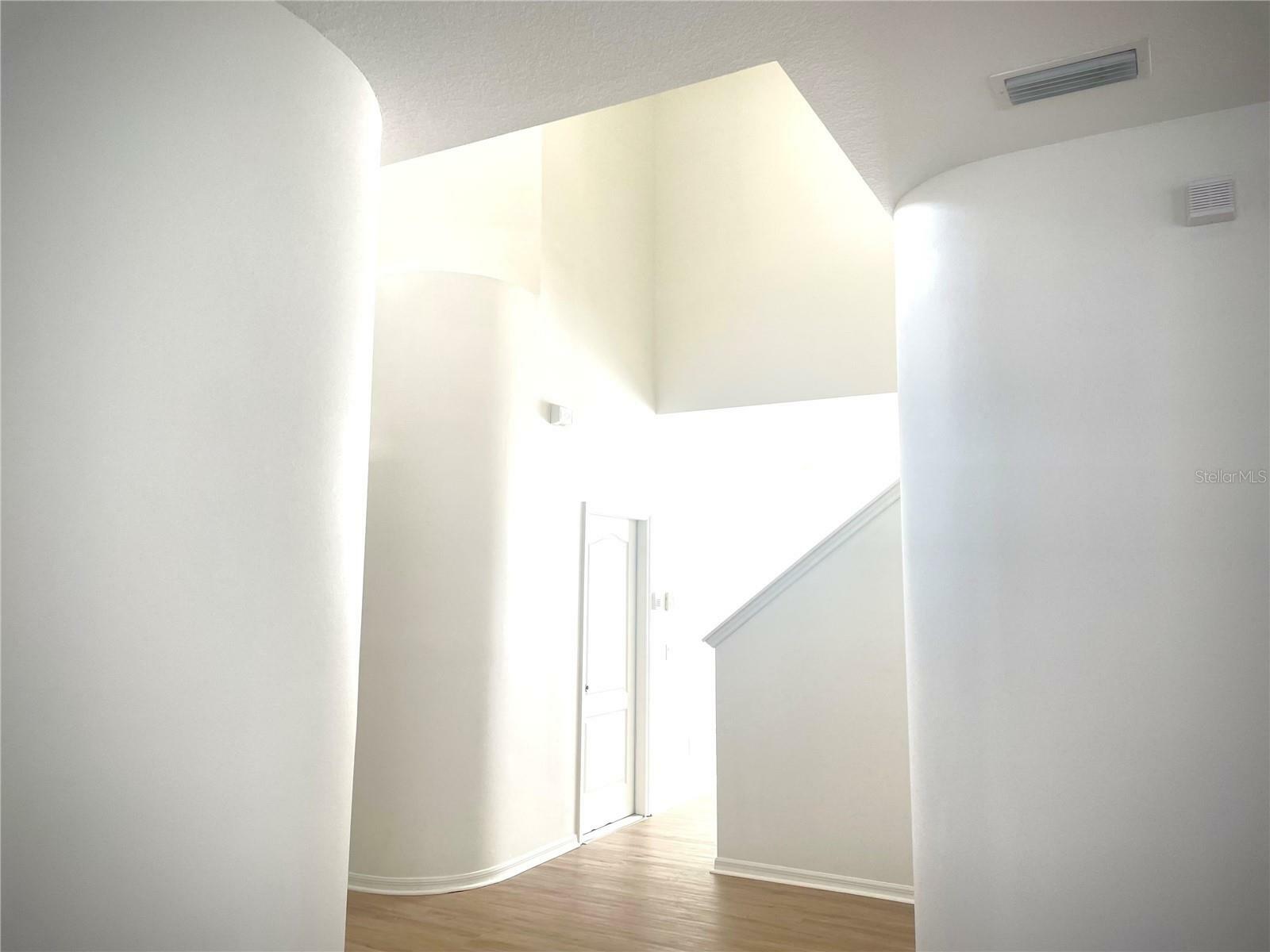 Property Photo: 722 Straw Lake Drive FL 33510