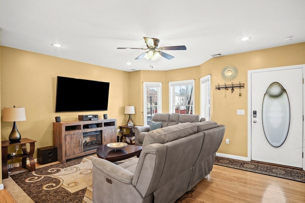 Property Photo: 10 Alpine Rd 10 MA 02149