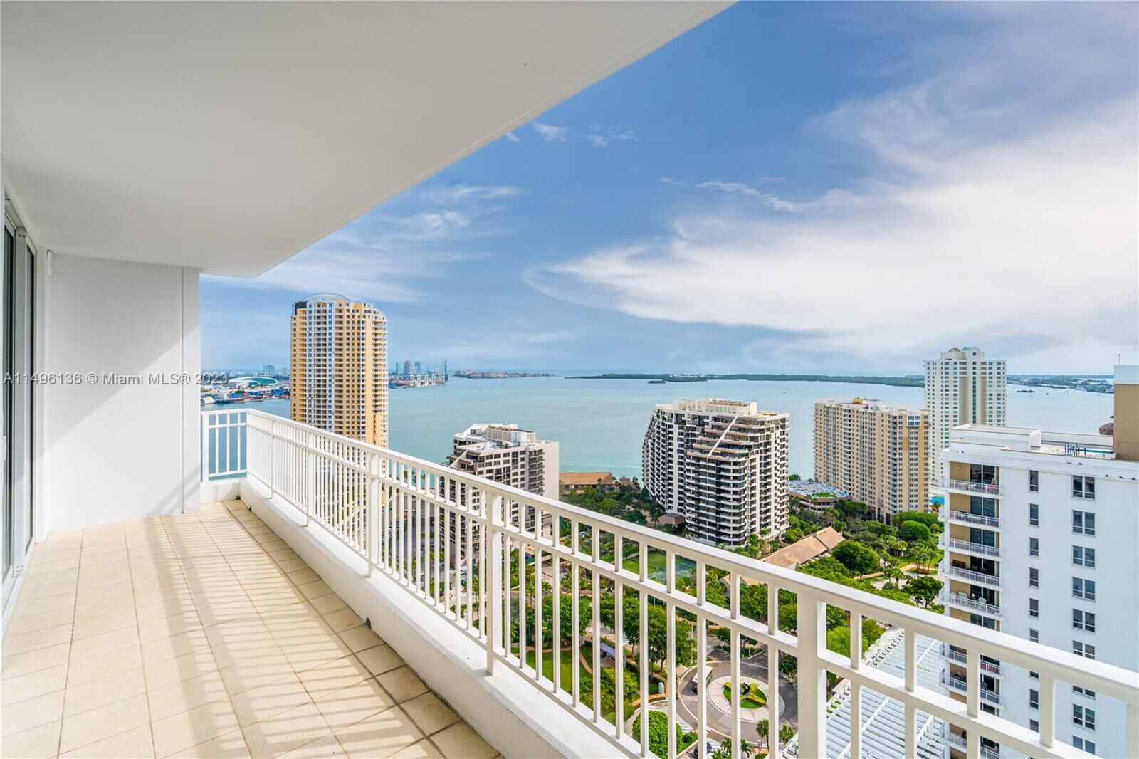 Property Photo:  801 Brickell Key Blvd 2909  FL 33131